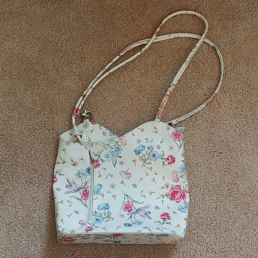 White leather floral purse